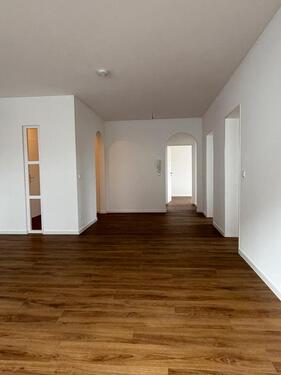 Foto - Erstbezug 4 Zimmer Wohnung 73457 Essingen