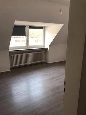 Foto - 3 Zimmer Dachgeschoßwohnung zur Miete in Essen