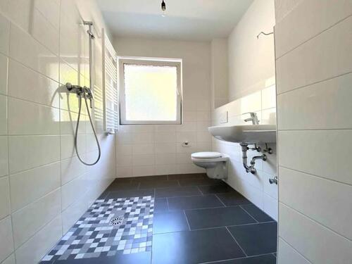 Foto - Individuelle 3-Zimmer-Wohnung, komplett saniert