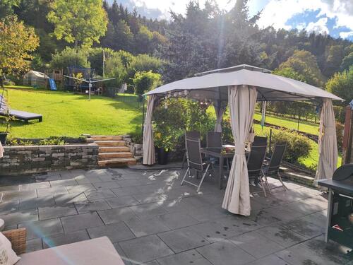 Foto - saniertes Reihenhaus im Grünen!