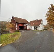 Familienfreundliches Haus mit Scheune, Garten und Potential - Neuenstein