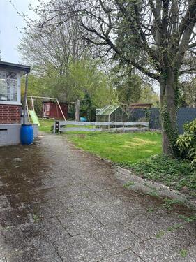 Foto - Einfamilienhaus mit Einliegerwohnung 