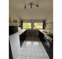 2-Zi-Wohnung in Untertürkheim mit Garage, Küche, Garten & Kellern - Stuttgart Luginsland