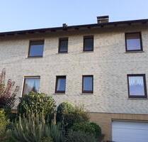 Großes Zweifamilienhaus mit schönem Blick ins Wesertal - Rinteln