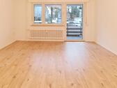 Foto - Renovierte 2-Zimmer-Wohnung im Erdgeschoss mit Balkon zu vermieten!