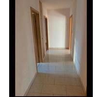 3 Zimmerwohnung 75 qm mit Keller+Balkon Nähe Flößerpark - Augsburg Lechhausen