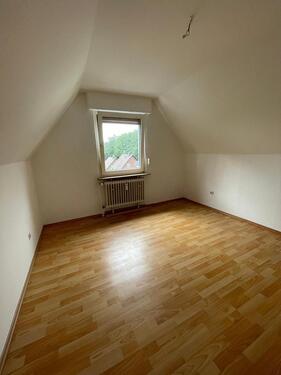 Foto - 3 Zimmer Dachgeschoßwohnung zur Miete in Leverkusen