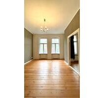 Charmante Altbauwohnung mit Flügeltür und großzügigen Raumhöhen in Weißensee - Berlin Pankow