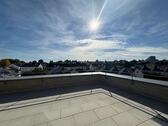 Foto - Exklusive Penthouse-Wohnung mit Dachterrasse und Balkon