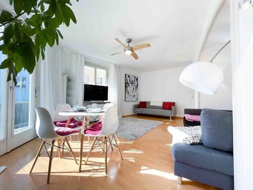 Foto - Helle 2-Zi-Eckwohnung mit 15m Balkon & Burgblick, Neorenaissance