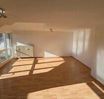 Helle 3,5 Zi Mietwohnung Laupheim DG inkl. Balkon + TG Stellplatz