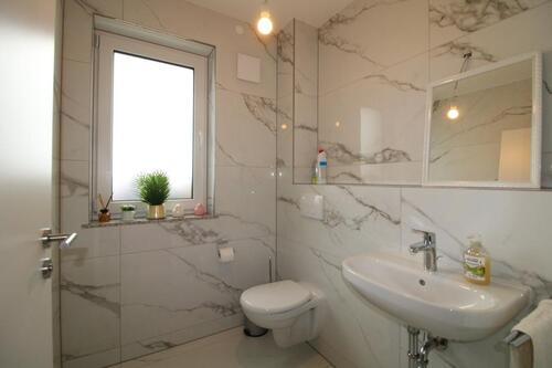 Foto - Penthousewohnung in Oberzeuzheim! Effizienzhaus 55 inkl. Stellpla