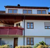 Helle 3,5-Zimmer Dachgeschosswohnung mit Balkon in Dautmergen
