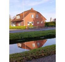 Gepflegtes EFH in Kanallage, mit Garten, zentrumsnah, ohne Makler - Papenburg