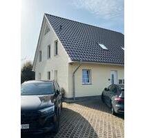 Von Priv: DHH bei Lübeck, Bj. 2011 4 Zi.,105 qm Wf. m. Erdwärmep.