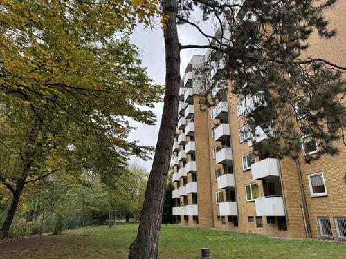 Foto - Ihr neues IMMOBILIEN QUARTIER: Frisch sanierte 1-Zimmer Wohnung am Von Alten-Park mit Fahrstuhl