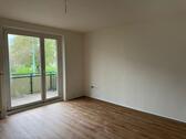 Foto - Sehr Günstig! Sehr zentral! Frisch saniert! Großer Balkon!!!!!