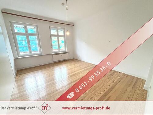 Foto - Trier: Stilvolle 100 m² Altbauwohnung mit hohen Decken und Holzdielen in zentraler Lage
