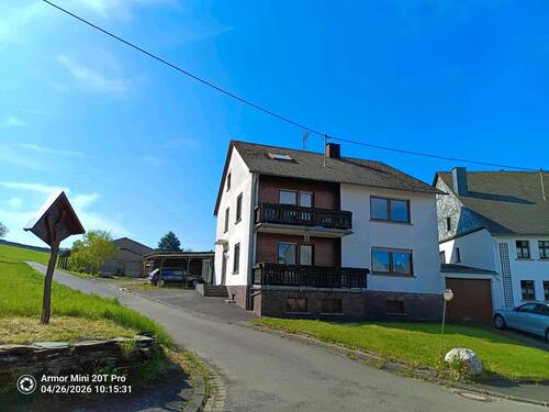 Foto - Obergeschoss- Dachgeschoss Wohnung 4ZKB + 2 Balkone