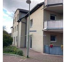 3 - Zimmer Wohnung mit 2 Balkonen & Tiefgaragenstellplatz - Neuss Holzheim