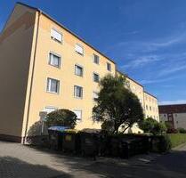 Renovierte 3-Raum-Wohnung mit Wanne & Fensterbad in Geithain