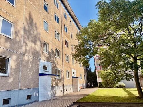Foto - Erstbezug nach Sanierung - 3-Raum-Wohnung im Zentrum