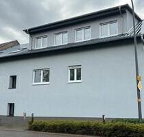 Einzigartige Dachgeschosswohnung - Pellingen