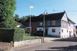 Foto - Kleine Hofstelle Bauernhaus im Hunsrück mit Garten