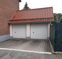 Kleinwagen Garage, Toröffnung via Fernbedienung, Licht+Strom - Oebisfelde-Weferlingen Döhren