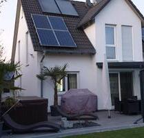 EFH Einfamilienhaus mit großer Poollandschaft und Großraumgarage - Thierhaupten