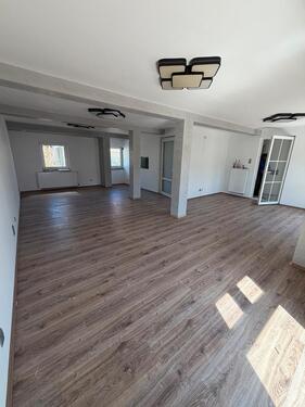 Foto - Wohnung in Hildburghausen - 900,00&nbsp;EUR Kaltmiete, ca.&nbsp; 110,00&nbsp;m&sup2;