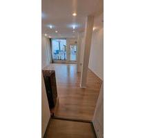 Laden ab sofort zu vermieten - 230,00&nbsp;EUR Kaltmiete, ca.&nbsp; 30,00&nbsp;m&sup2; in Eschwege (PLZ: 37269)