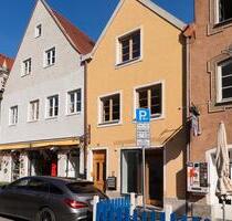 Perfekte Lage - Moderne Gewerberäume im Erdgeschoss mit Schaufensterfläche in Schongauer Altstadt!