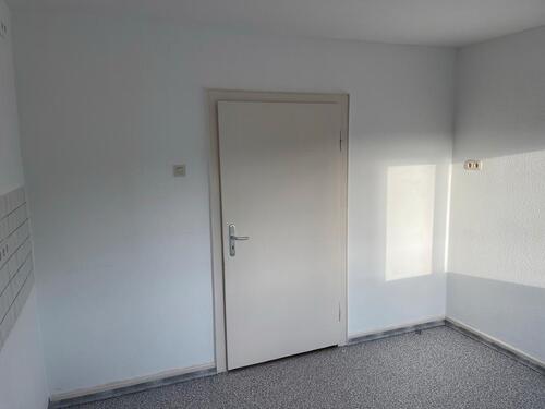 Foto - Saarbrücken- Burbach .4 ZKB 90 qm .Keller.ab sofort.