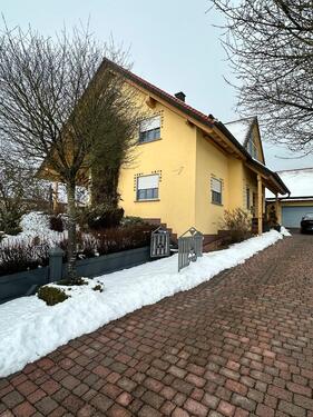 Foto - Hochwertiges Einfamilienhaus mit Pool, Traumgarten & viel Platz