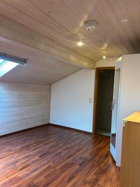 Foto - Wohnung im Dachgeschoss - 510,00&nbsp;EUR Kaltmiete, ca.&nbsp; 30,00&nbsp;m&sup2;
