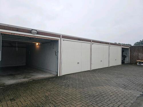 Foto - Garage mit Strom und Licht - 50,00 EUR Miete,