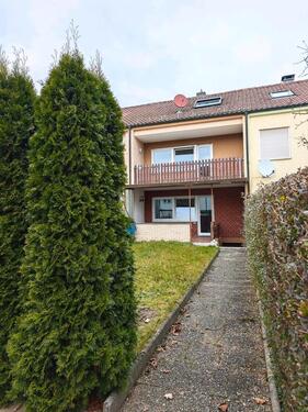 Foto - Reihenmittelhaus mit Südgarten & viel Potenzial in Baienfurt