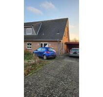 Provisionsfrei – Gepflegte Doppelhaushälfte mit Garten - Hemmingstedt