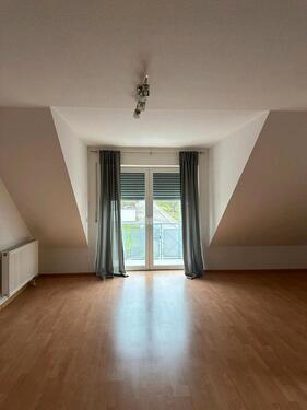 Foto - 1-Zimmer Wohnung 38qm mit neuer Einbauküche & TG-Stellplatz