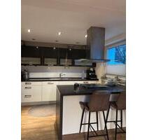 Renovierte Maisonette-Wohnung in Düsseldorf: 13 min bis zur Kö! - Düren Mariaweiler-Hoven