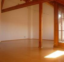 Schöne ruhige 2-Zi.-Mietwohnung, 72 qm mit einer Loggia - Friedrichshafen Ailingen