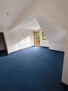 Foto - 2-Raum-Wohnung mit Balkon, Stellplatz, Einbauküche