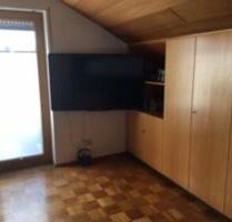 Dachgeschoss mit Balkon & Gartennutzung - Weingarten