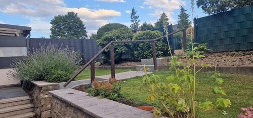 Foto - Helle Single-Wohnung mit kleinem Gartenteil in ruhiger Lage