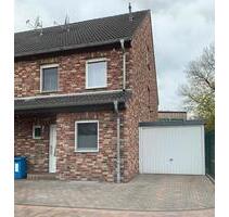 Modernes Reiheneckhaus in 46117 Oberhausen - Provisionsfrei