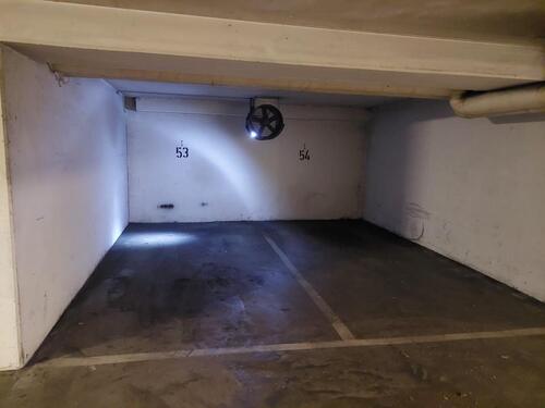 Foto - Tiefgaragenstellplatz KA Weststadt zu vermieten