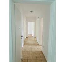 Wunderschöne 3 Zimmer Wohnung - 600,00 EUR Kaltmiete, ca.  68,00 m² in Külsheim (PLZ: 97900)