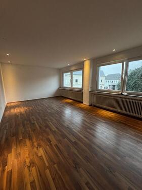 Foto - Sanierte 4-Zimmer-Wohnung-zu sofort