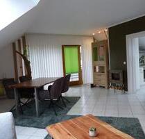 schöne helle großzügige 2 Zimmerwohnung mit großem Balkon - Veitsbronn